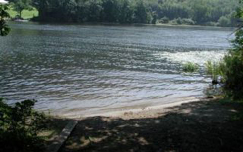 Leonard Pond
