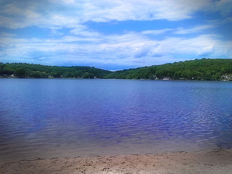 Moosup Pond